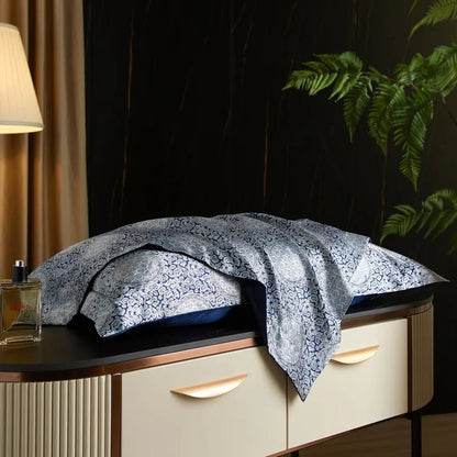 Skorter | Caressence – Mulberry Silk Pillowcase for Luxurious Sleep Comfort