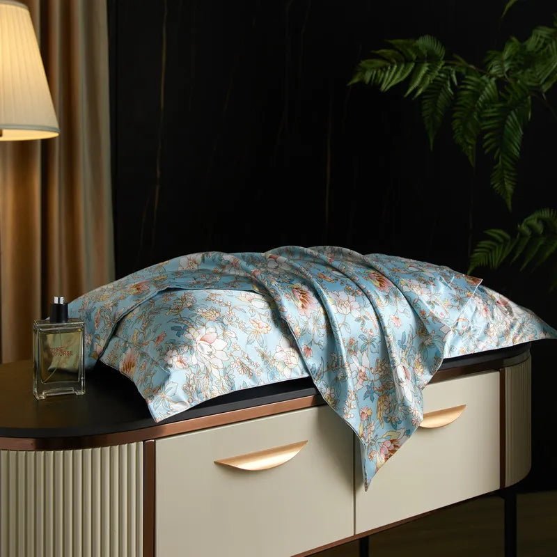 Skorter | Caressence – Mulberry Silk Pillowcase for Luxurious Sleep Comfort