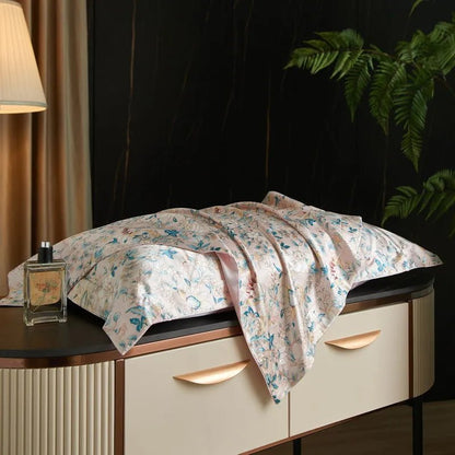 Skorter | Caressence – Mulberry Silk Pillowcase for Luxurious Sleep Comfort