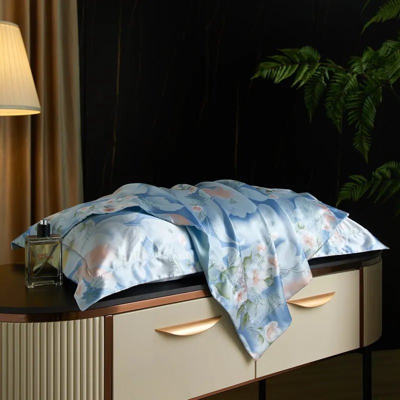 Skorter | Caressence – Mulberry Silk Pillowcase for Luxurious Sleep Comfort