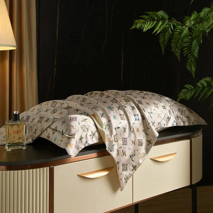 Skorter | Caressence – Mulberry Silk Pillowcase for Luxurious Sleep Comfort