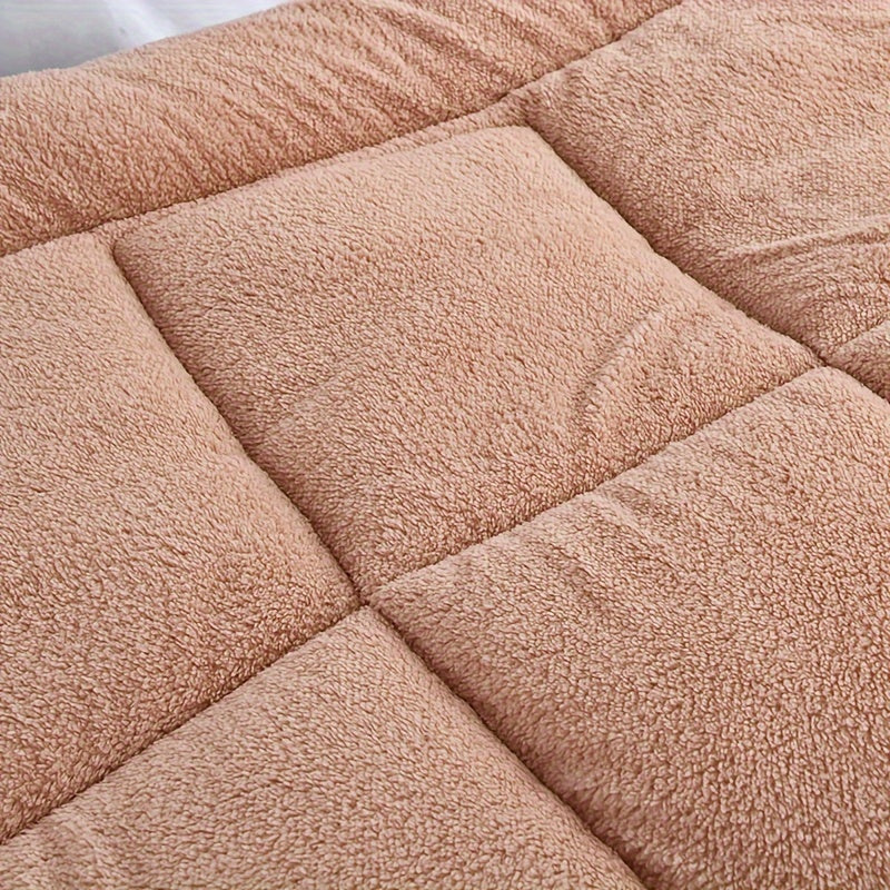 Skorter | Soft and Breathable Fleece Blanket with Polyester Filling – Suitable for All Seasons, Perfect for Home, Hotel or Bedroom