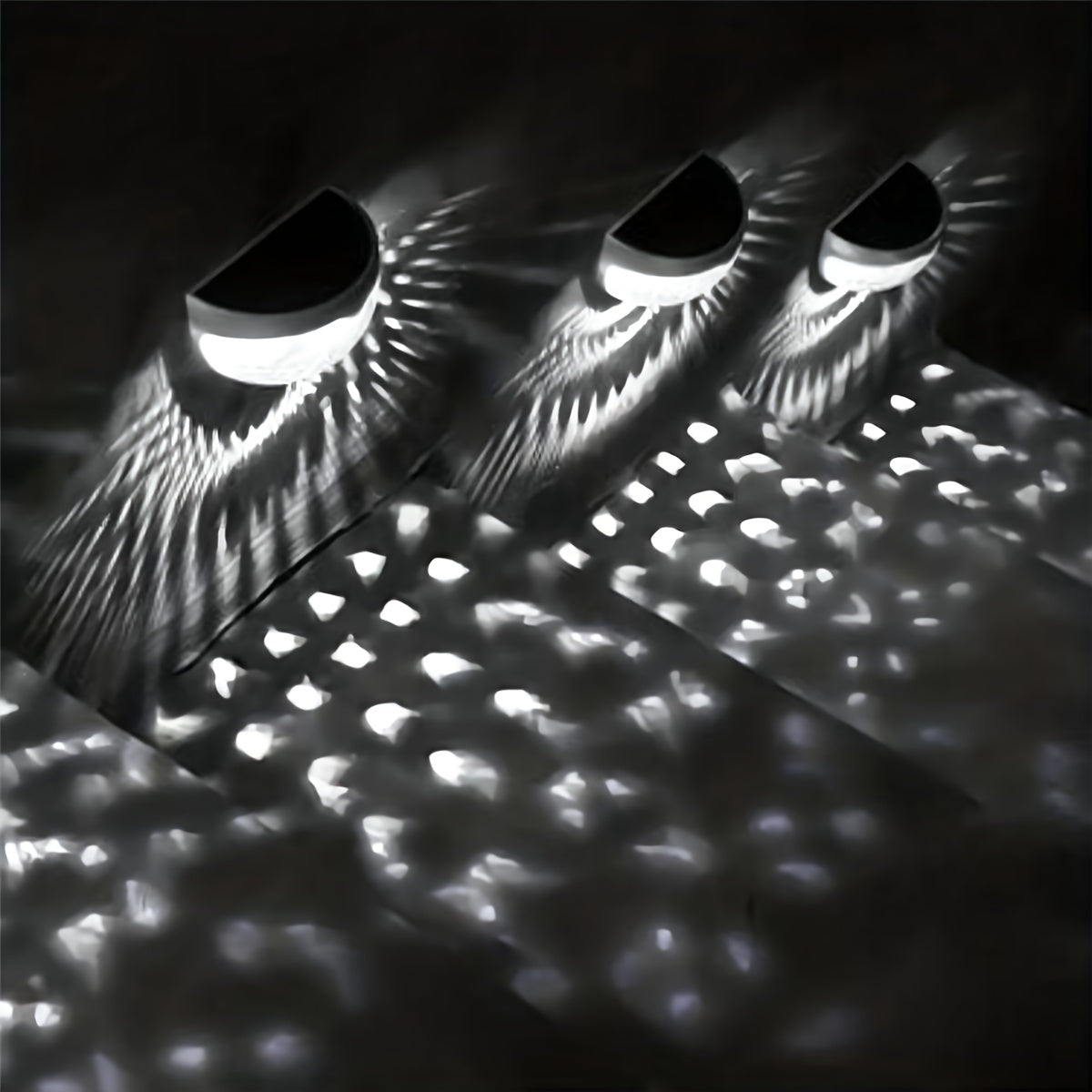 Skorter | SolarFence - Solar Hedge Lighting for Outdoors, Waterproof and Decorative