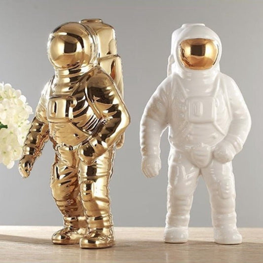 Ceramic Astronaut Vase - SKØRTER