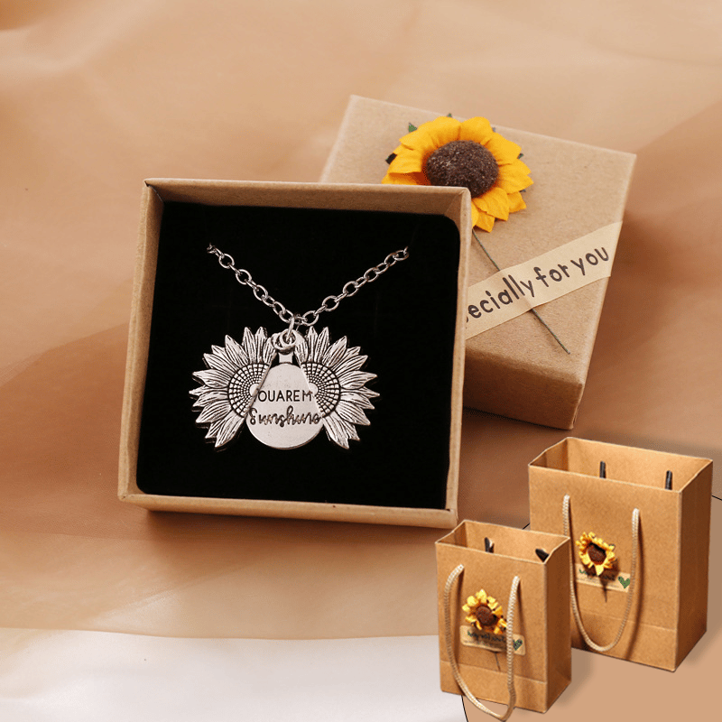 Skorter | "You Are My Sunshine" Sunflower Necklace(Double-sided engraving)