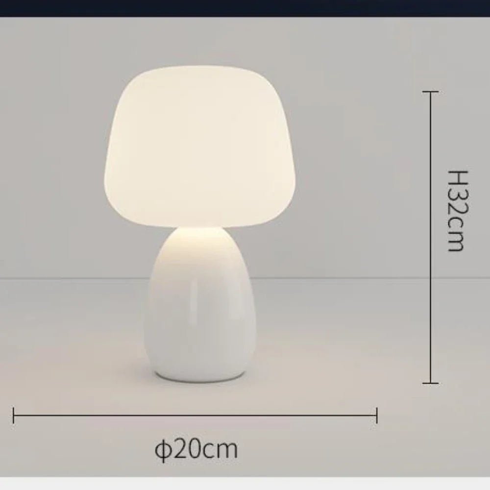 Chic Bedside Lamp - SKØRTER