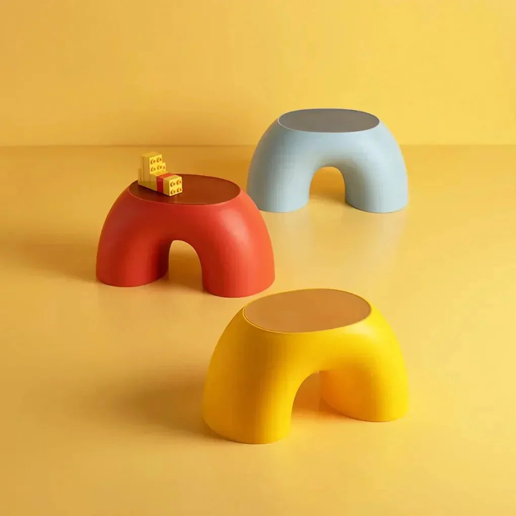 Skorter | Children's Plastic Rainbow Shape Stool