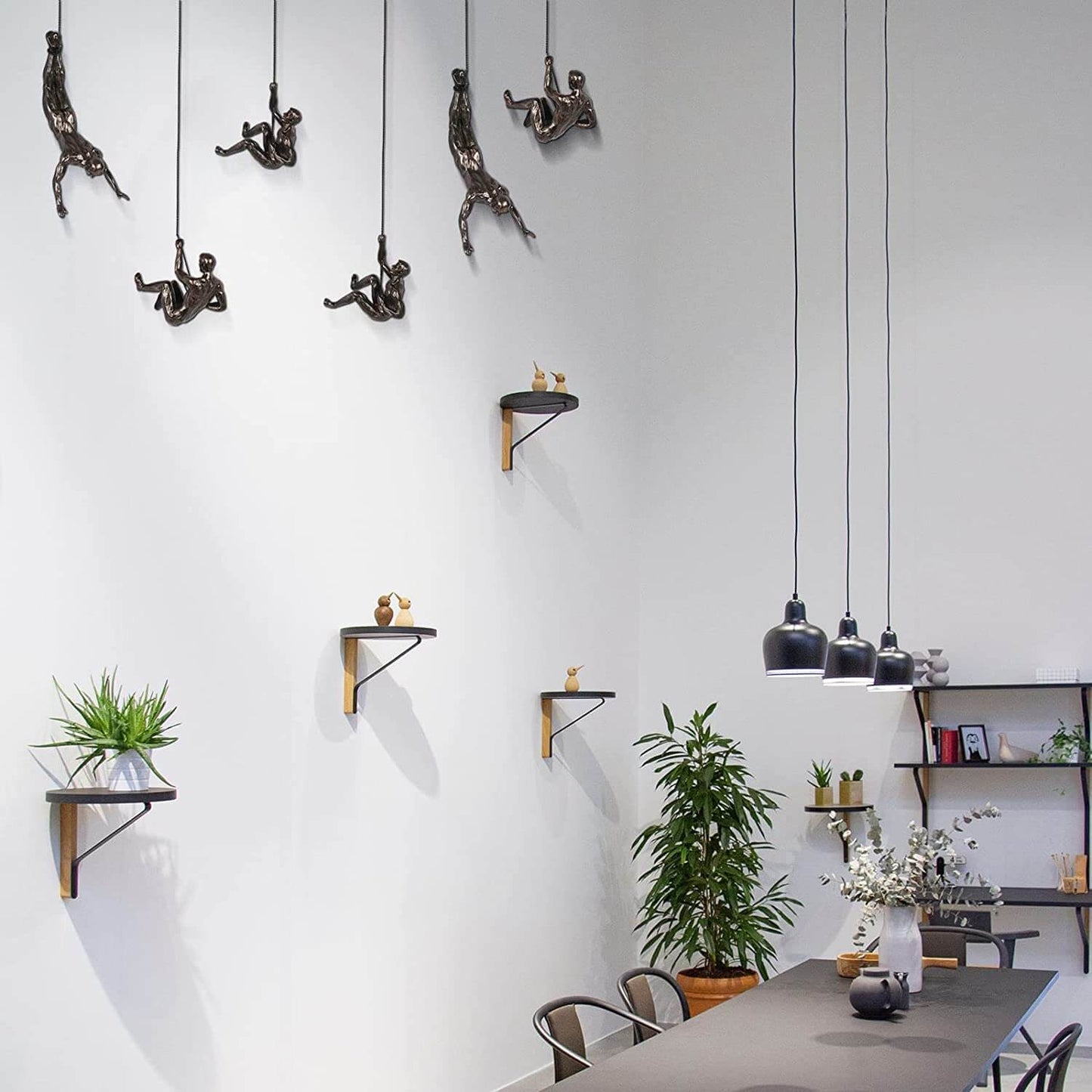 Skorter | CraftedClimb Climbing Figures Wall Decoration – Inspiring Wall Art of Resin and Iron