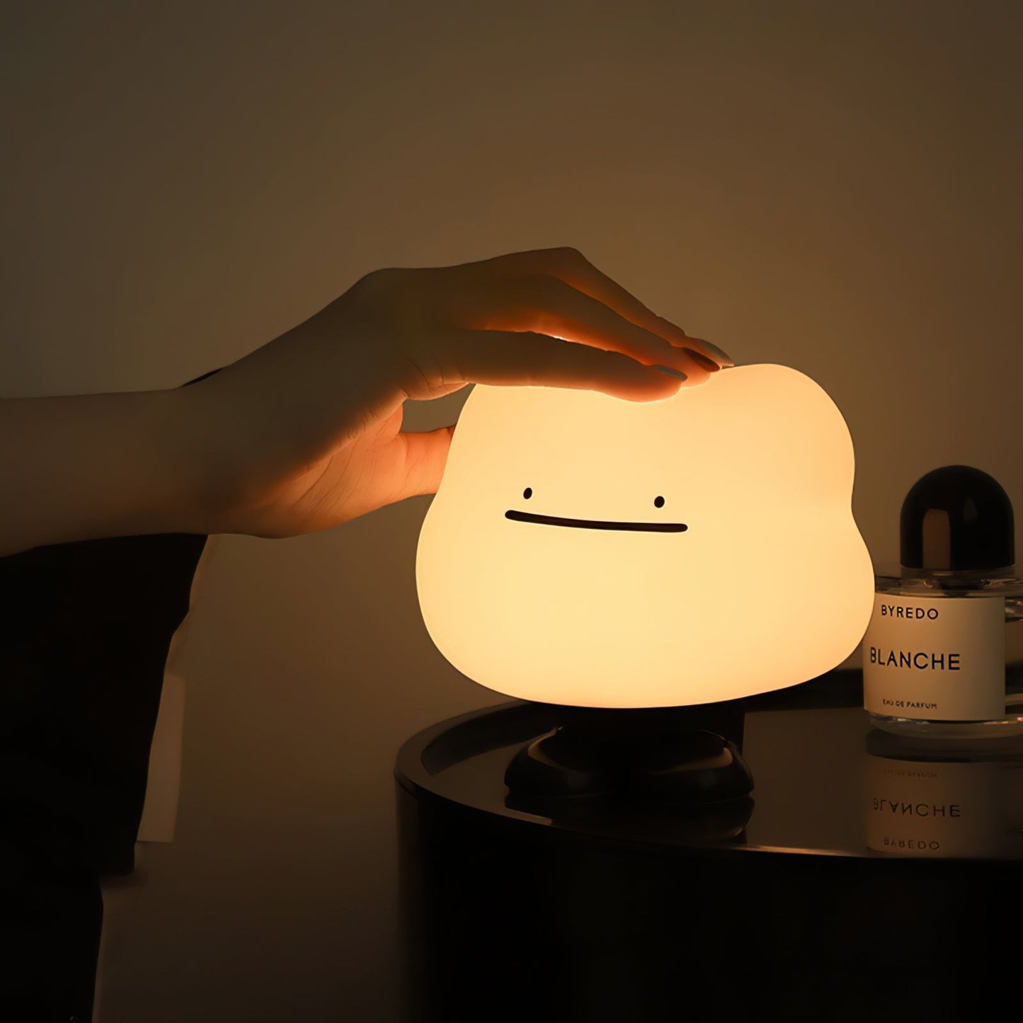 Cloud Night Built - in Battery Table Lamp - SKØRTER