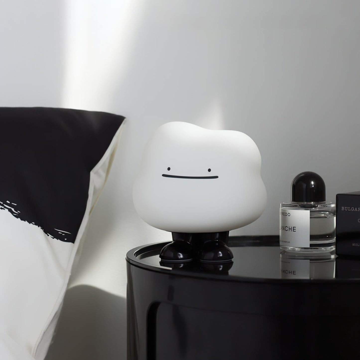 Cloud Night Built - in Battery Table Lamp - SKØRTER