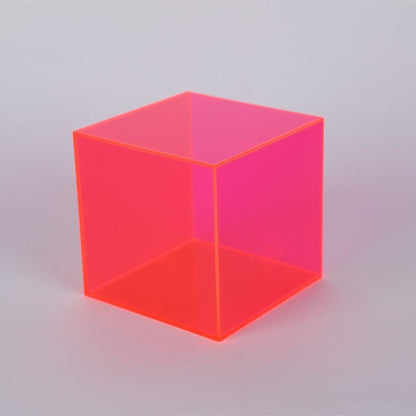 Skorter | Colorful Acrylic Display Box VitrinaLight – For Collectibles and Accessories