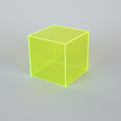 Skorter | Colorful Acrylic Display Box VitrinaLight – For Collectibles and Accessories
