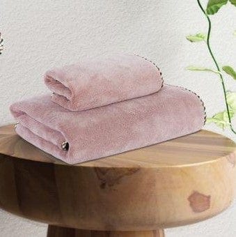 Skorter | Solenza Premium Bath Towel | Lightweight microfiber towel with fast-dry technology