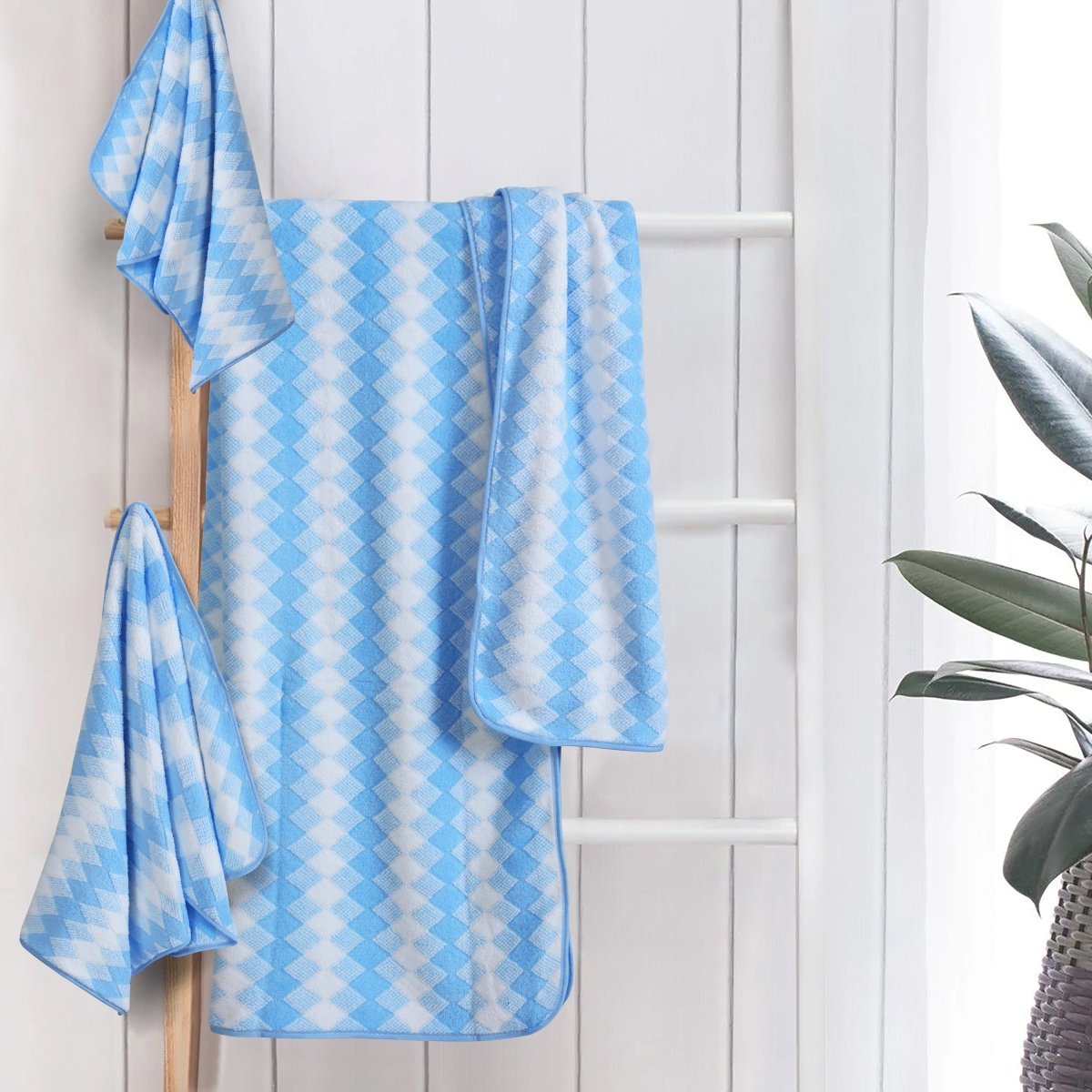 Skorter | Elysoria Coral Weave Towels | Plush, durable towels with maximum absorbency and quick-dry