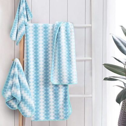 Skorter | Elysoria Coral Weave Towels | Plush, durable towels with maximum absorbency and quick-dry