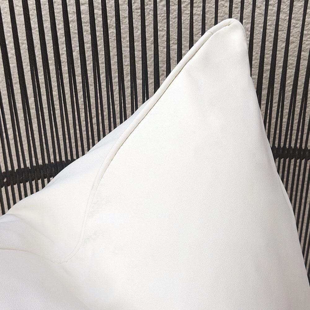 Skorter | Cream Piped Outdoor Cushion - 43 x 43cm