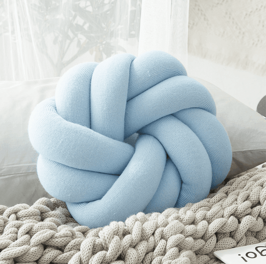 Skorter | Creative Cotton Knot Ball Pillow