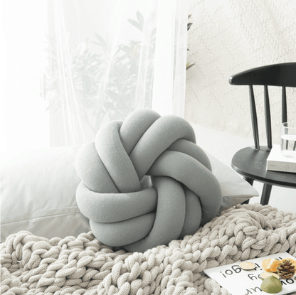 Skorter | Creative Cotton Knot Ball Pillow