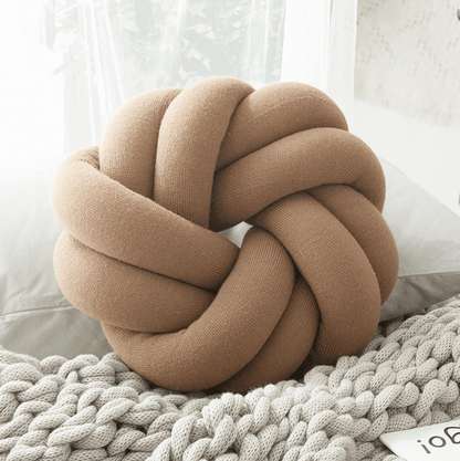 Skorter | Creative Cotton Knot Ball Pillow