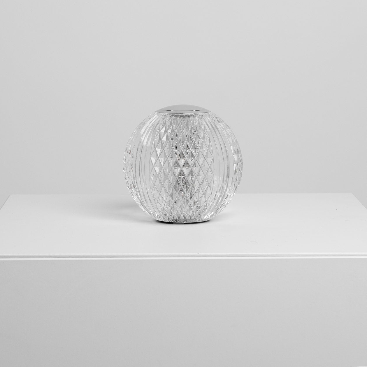 Crystella Table Lamp - SKØRTER