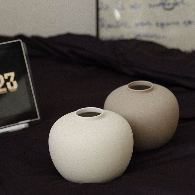 Skorter | AMOR – Romantic ceramic vase for your home