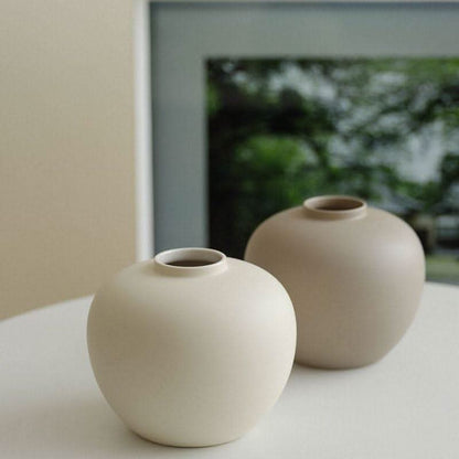 Skorter | AMOR – Romantic ceramic vase for your home