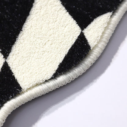 Skorter | Curvy Checker Mini Tufted Carpet