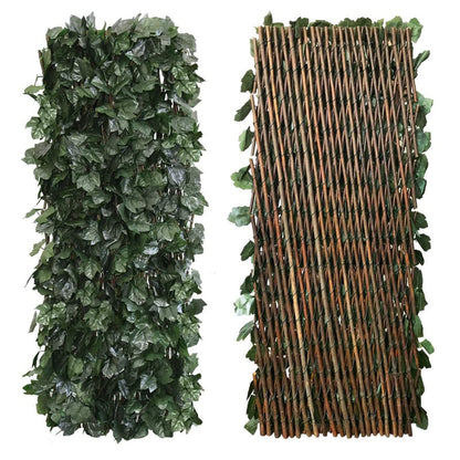 Skorter | Faux-privacy fence