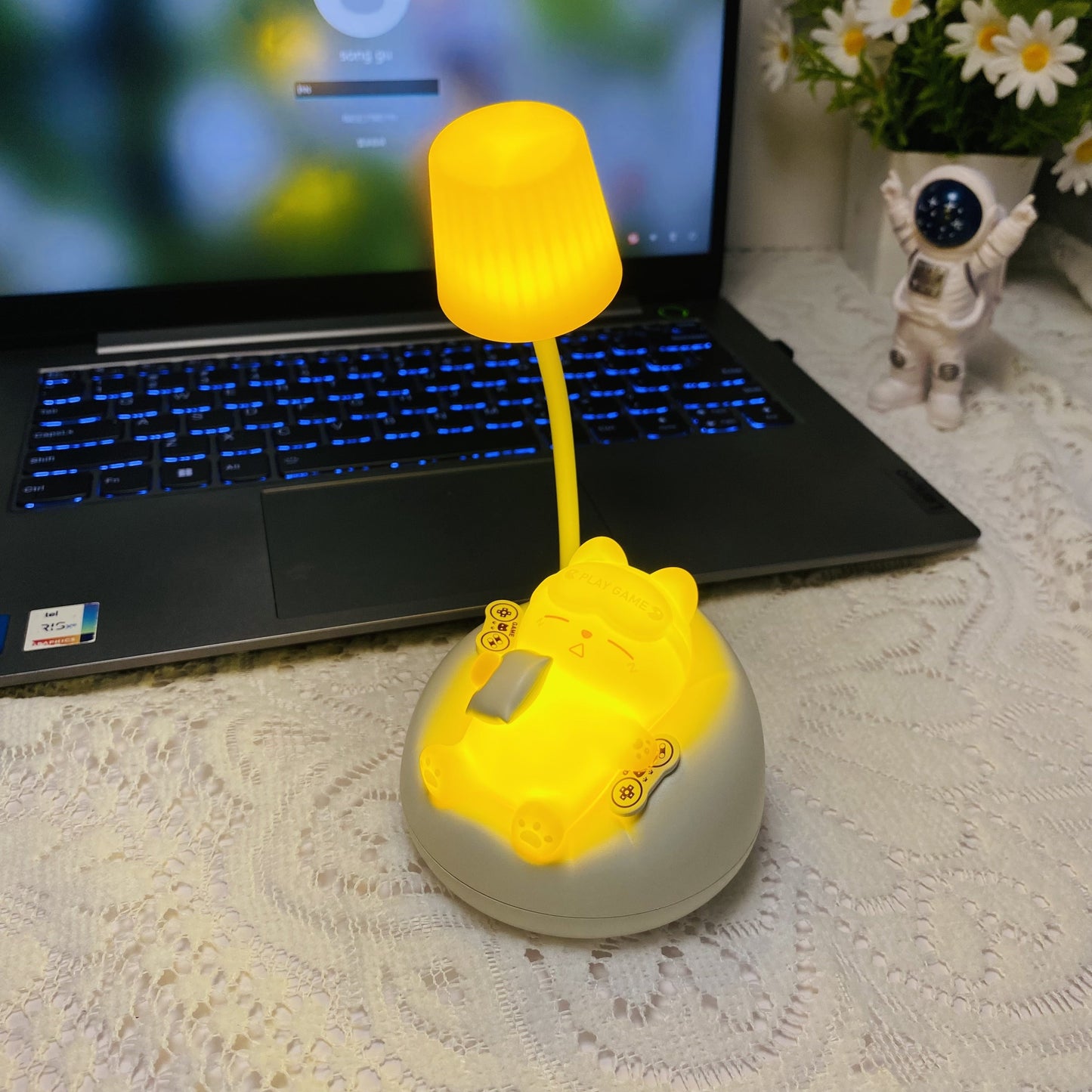 Skorter | SleepyKitten - USB Rechargeable LED Cat Night Light
