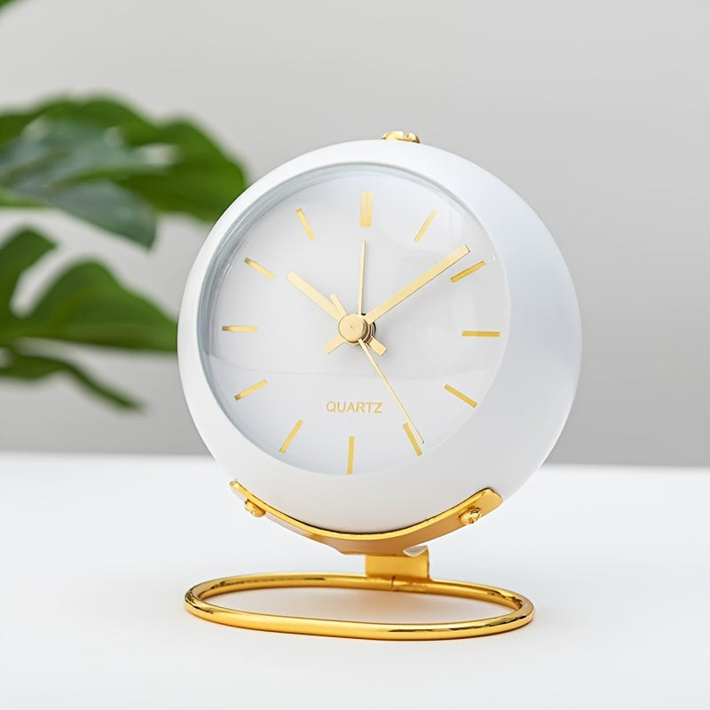 Skorter | Retro Analog Alarm - Silent Non-Ticking Metal Clock
