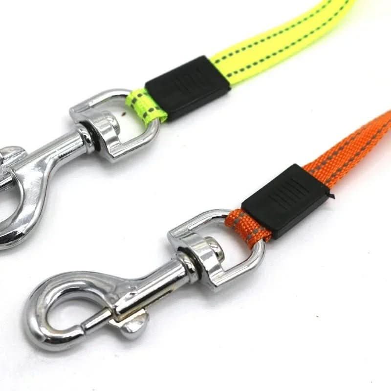 Skorter | Bordeaux Duo – Double lead with LED & bag dispenser for two dogs