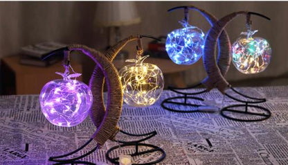 Skørter | Creative Hand Rattan LED Table Lamp