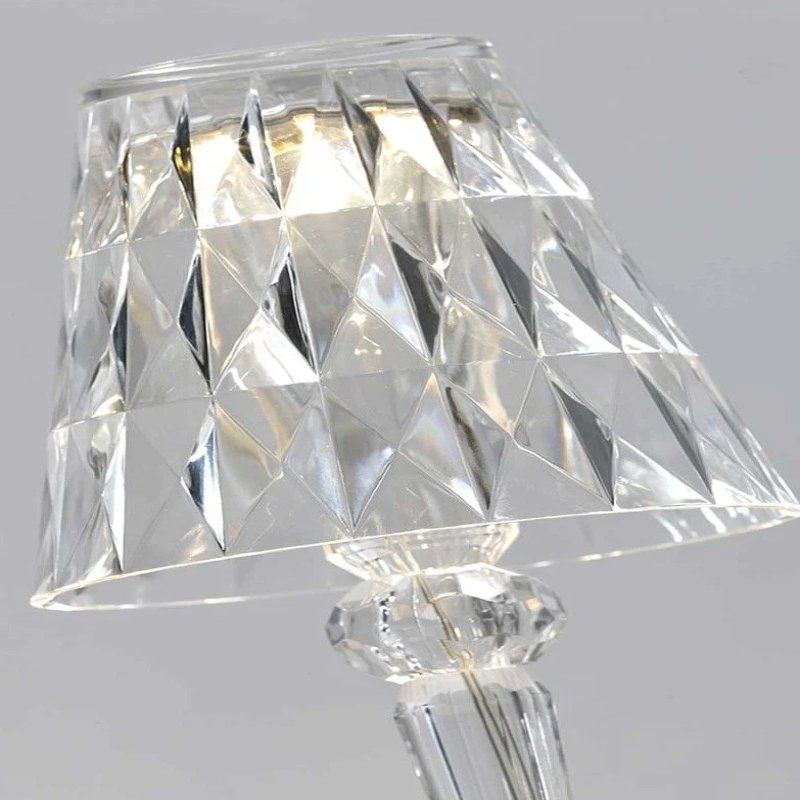 Dazzling Diamond Glass Table Lamp - SKØRTER