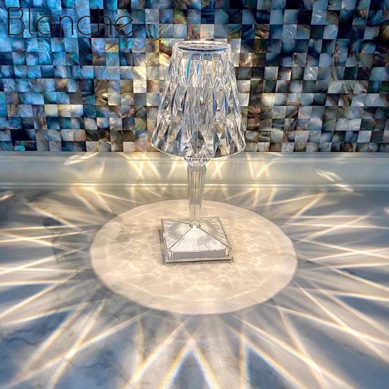 Dazzling Diamond Glass Table Lamp - SKØRTER