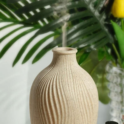Skorter | Boho Vase Essential Oil Humidifier – Polyresin Ultrasonic Diffuser