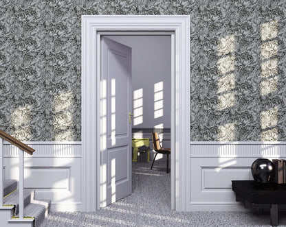 Skorter | Dominique Black & Gold Marble Effect Metallic Wallpaper