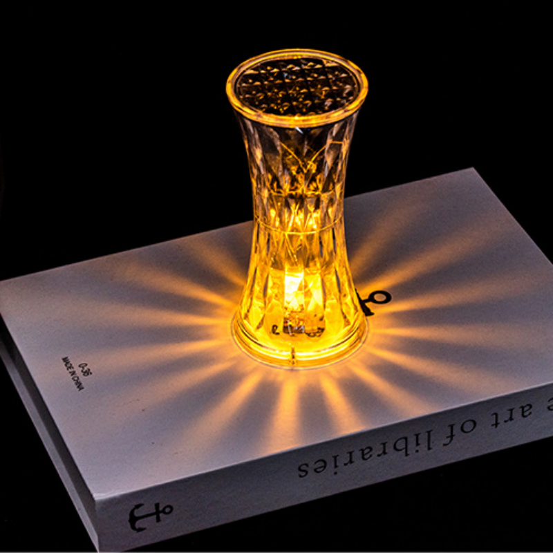 Skorter | CrystalLuxe - Crystal Table Lamp with Diamond Cutting and LED Lighting