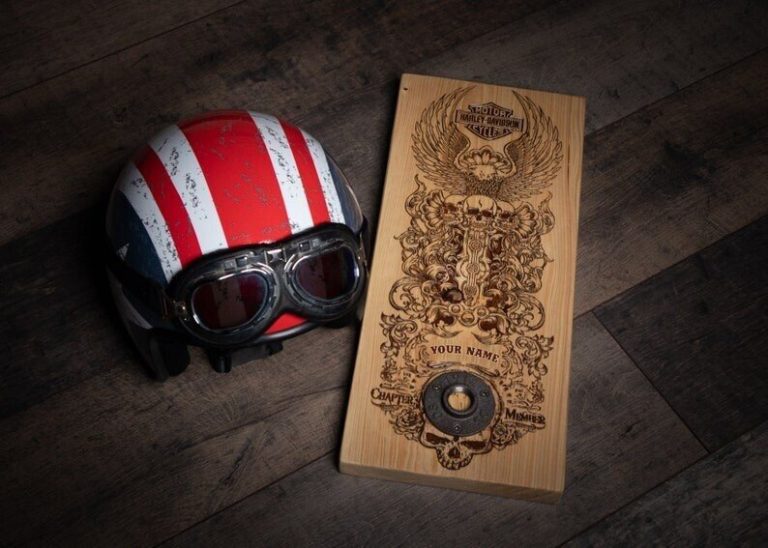 Skorter | Bearded Skull – Eagle Skull & Cross