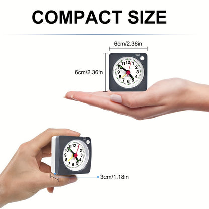 Skorter | TravelSquare - Kompakt reseväckarklocka med snooze och nattlampa