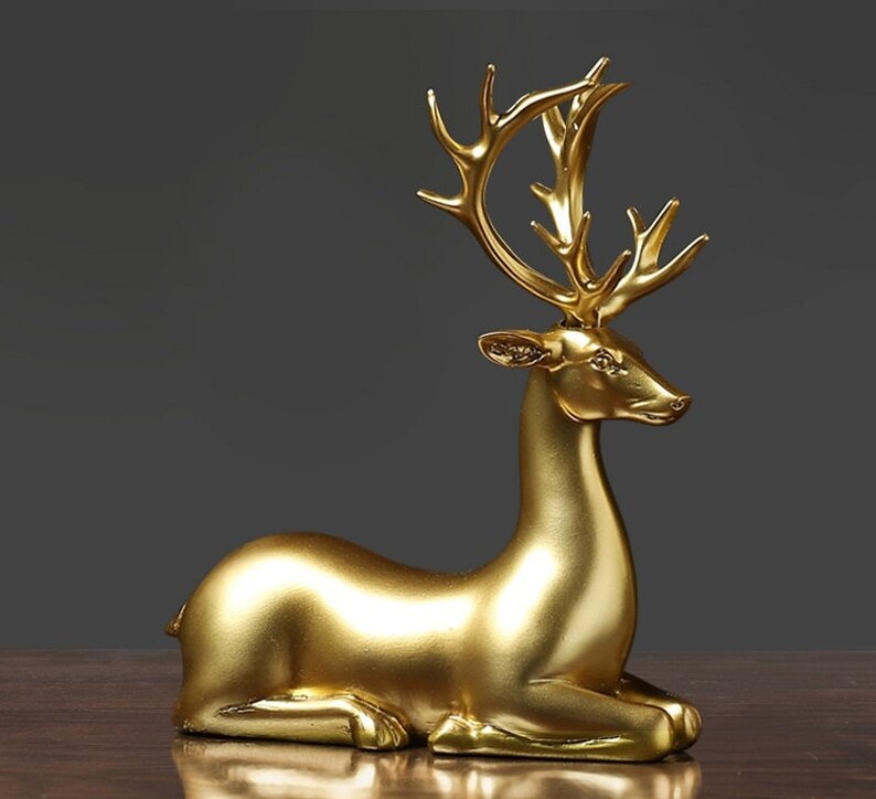Skorter | Golden Couple Deer Figurines