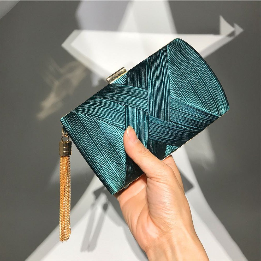 Skorter | Éclessa Luxury Evening Clutch | Satin tassel handbag for classic and modern elegance