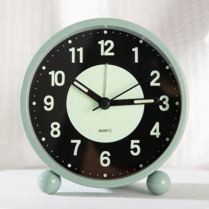 Skorter | EleganceMetal - Chic Metal Alarm Clock with Soft Night Light