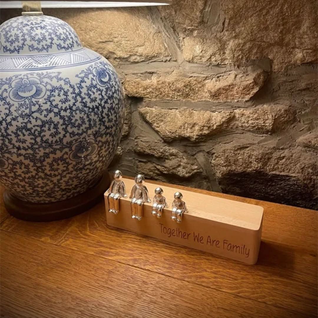 Skorter | Eternal Family Relationship Sculpture