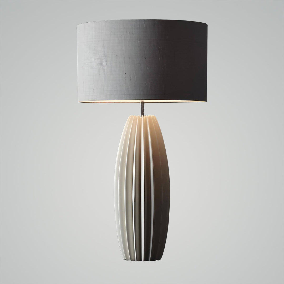 Elegant Strata Table Lamp - SKØRTER