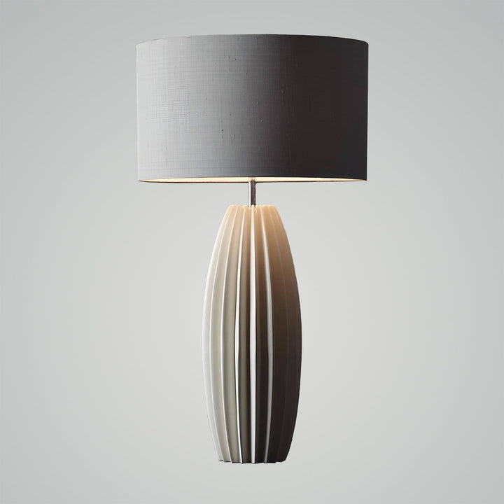 Elegant Strata Table Lamp - SKØRTER