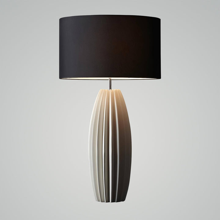 Elegant Strata Table Lamp - SKØRTER