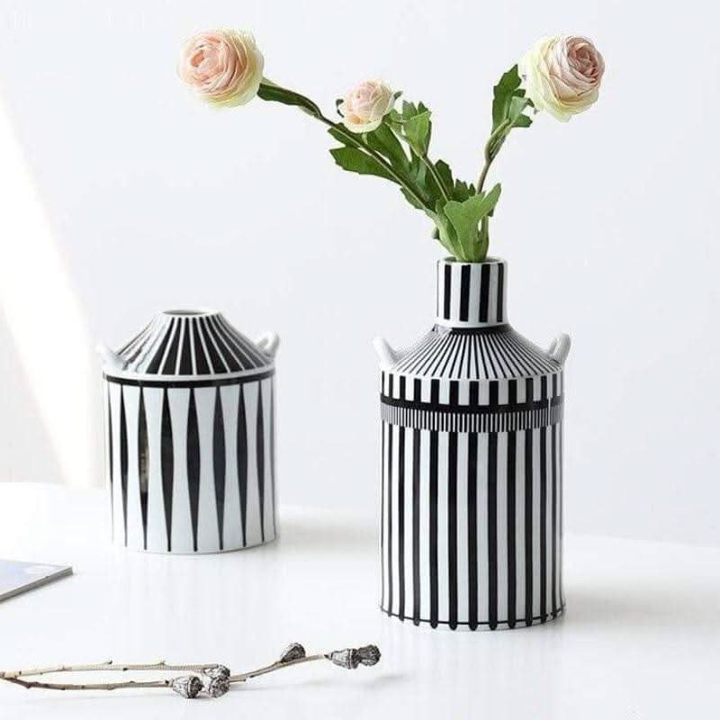 Skorter | KAZURI – Elegant ceramic vase for a modern ambiance