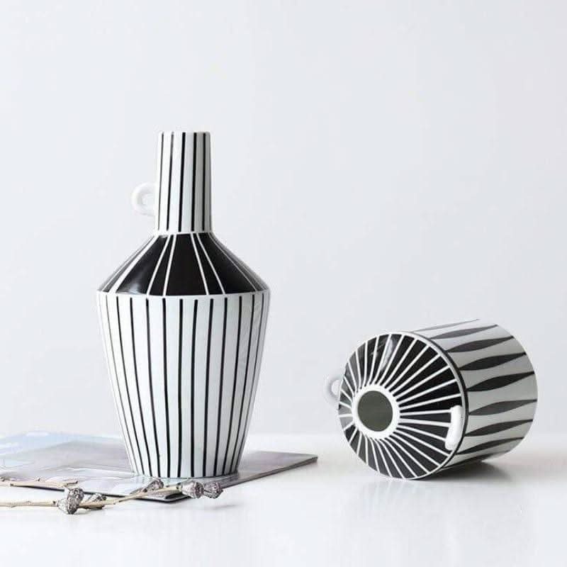 Skorter | KAZURI – Elegant ceramic vase for a modern ambiance