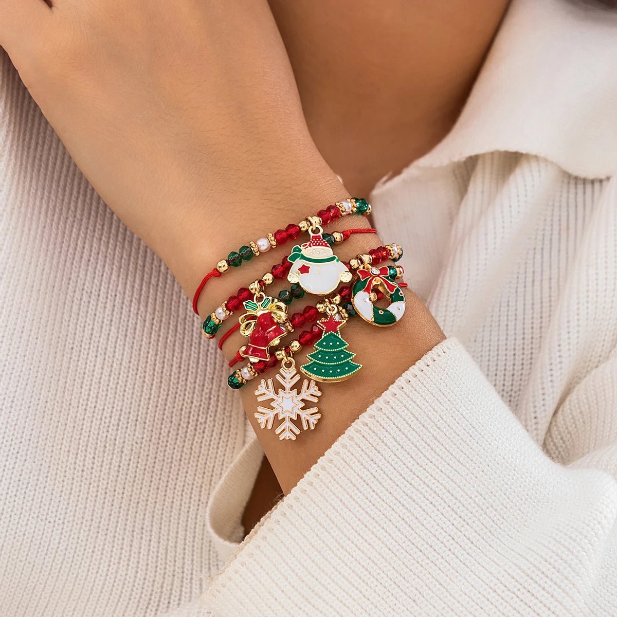 Skorter | Enchanting Christmas Crystal Bracelet – Adjustable Snowflake & Tree Pendant with Sparkling CCB Beads for Festive Elegance