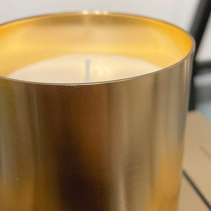 Skorter | Epiphany White Sandalwood Fragrance Gold Candle
